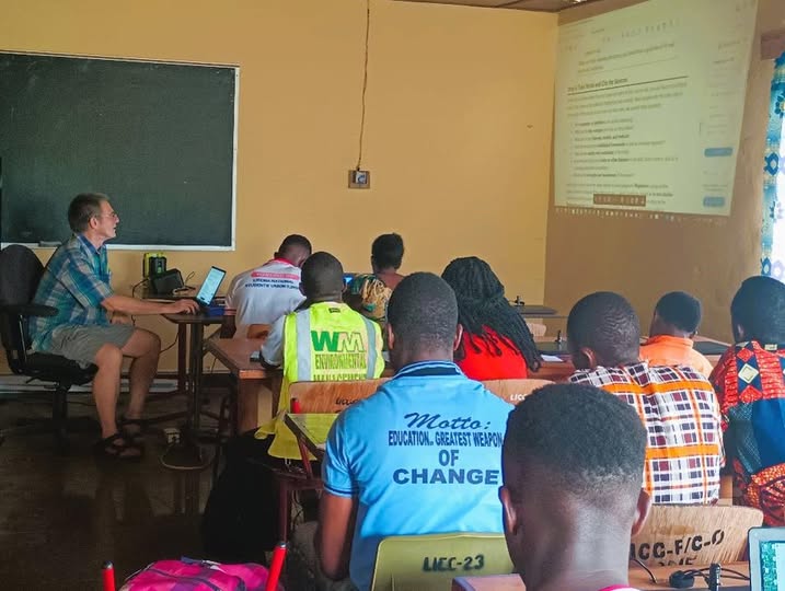 Campus Life at LICC class 04